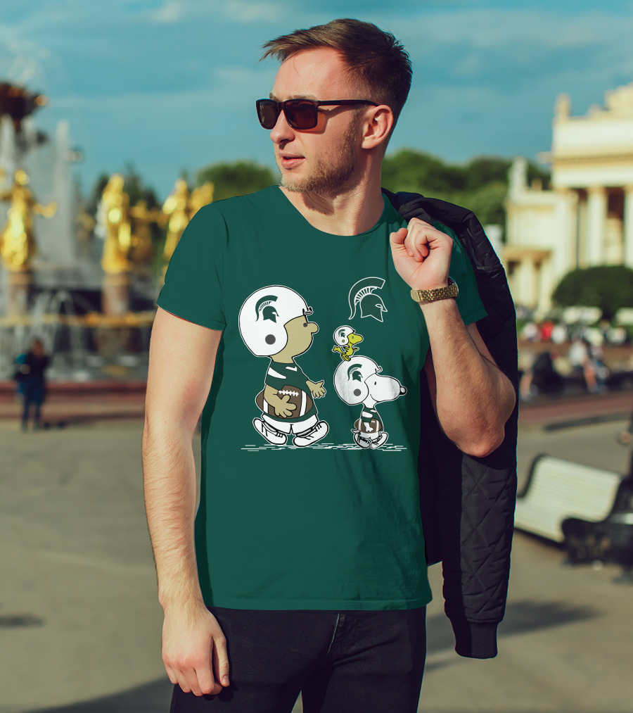 Michigan State Spartans Snoopy And Woodstock Football Gear T-Shirt