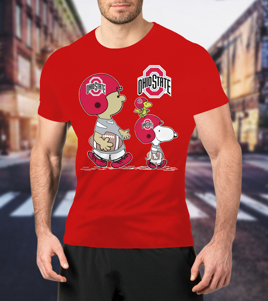 Ohio State Football Snoopy And Woodstock Peanuts Sports Gear T-Shirt