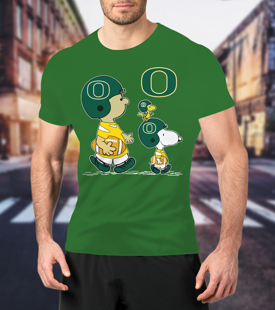 Oregon Ducks Snoopy Charlie Brown Woodstock Football Helmet Peanuts T-Shirt