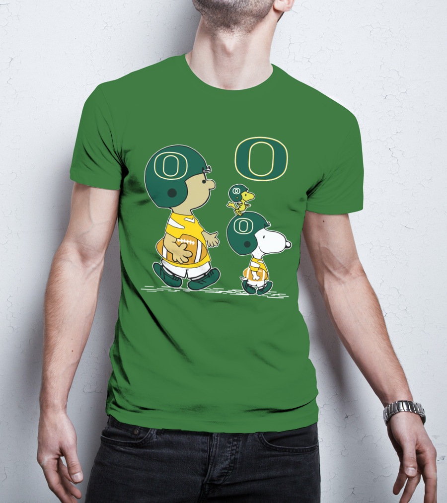 Oregon Ducks Snoopy Charlie Brown Woodstock Football Helmet Peanuts T-Shirt