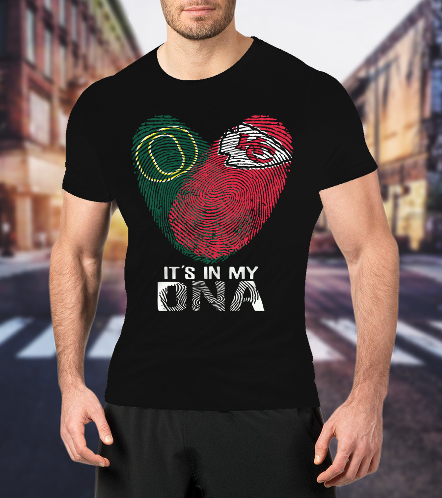 Oregon Ducks Kansas City Chiefs Fingerprint It's In My DNA T-Shirt