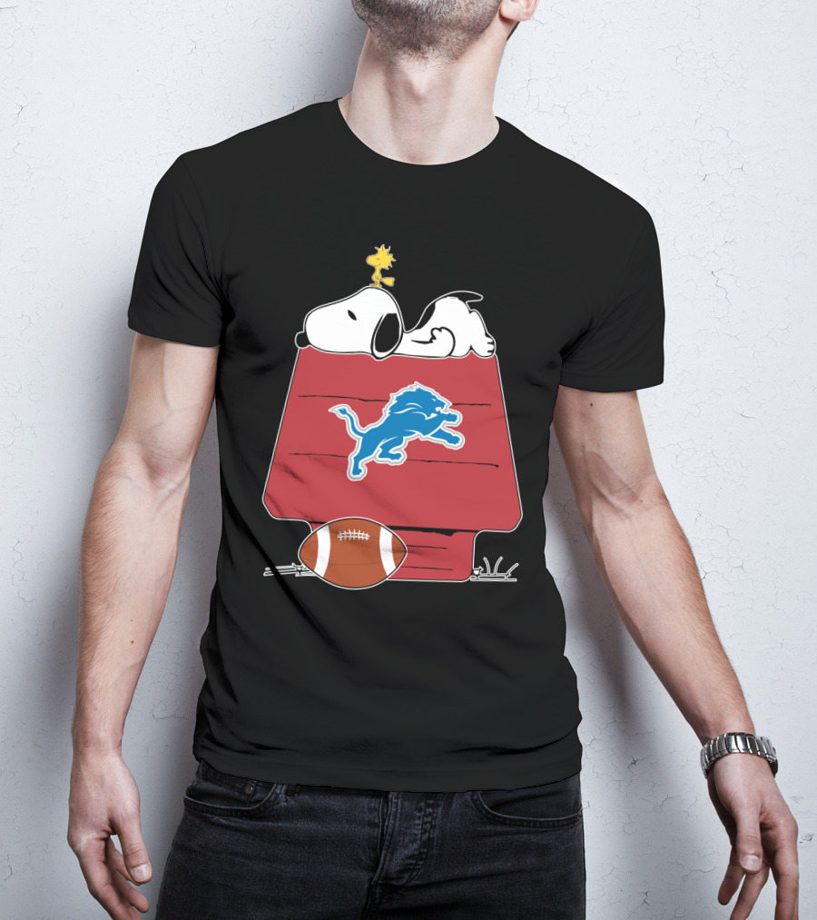 Detroit Lions Snoopy Woodstock Football T-Shirt
