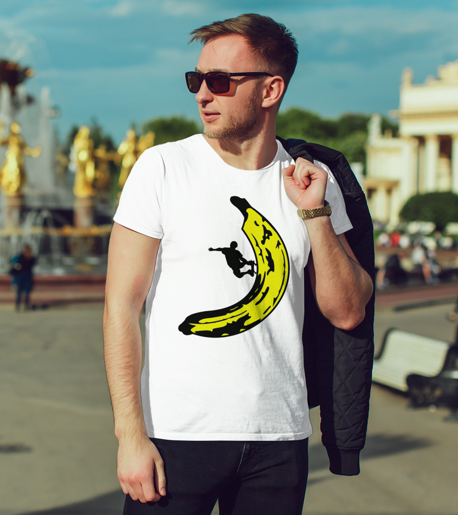 Banana Shaped Skateboard Ramp With Silhouette Skater Jumping T-Shirt