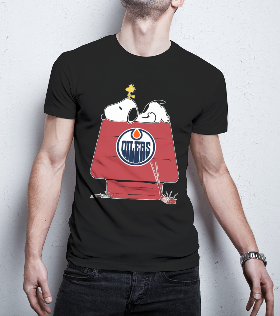 Snoopy On Doghouse With Edmonton Oilers Logo And Hockey Stick T-Shirt