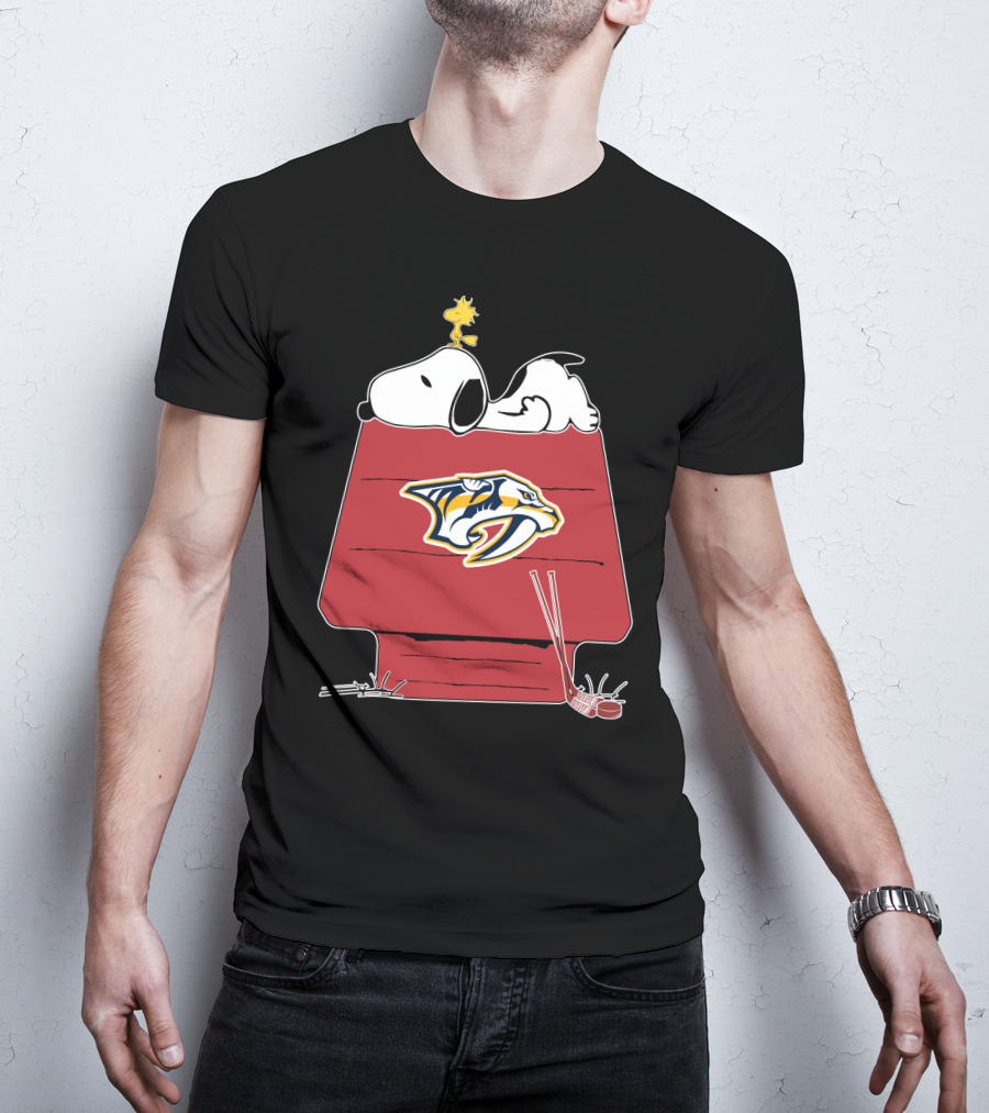 Snoopy Nashville Predators Hockey House T-Shirt