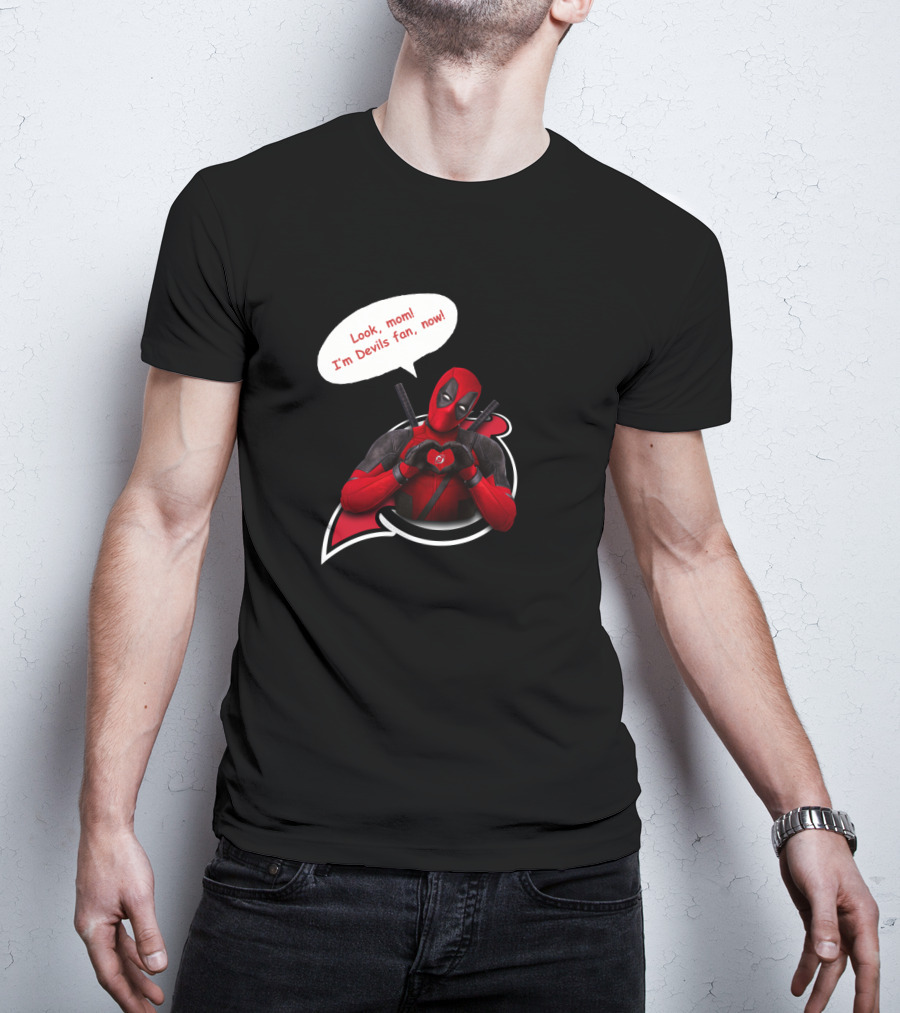 New Jersey Devils Look Mom I'm Devils Fan Now T-Shirt