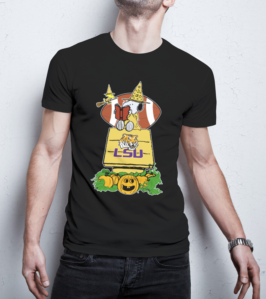 Snoopy Halloween LSU Tigers Football Pumpkin Patch Scene T-Shirt