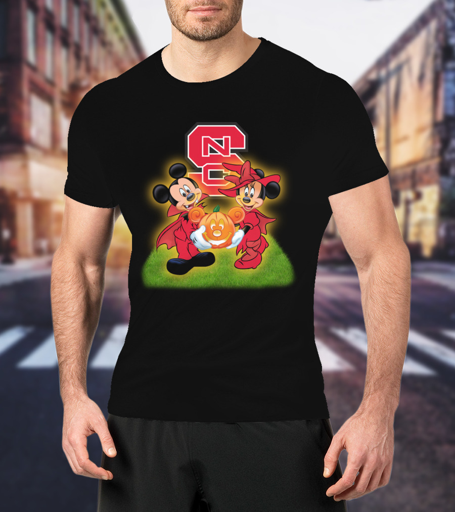 Nc State Wolfpack Halloween Football Mickey Minnie Pumpkin T-Shirt
