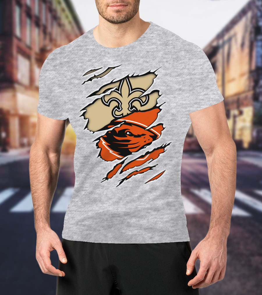 Saints Fleur-de-lis And Beavers Mascot Ripped T-Shirt