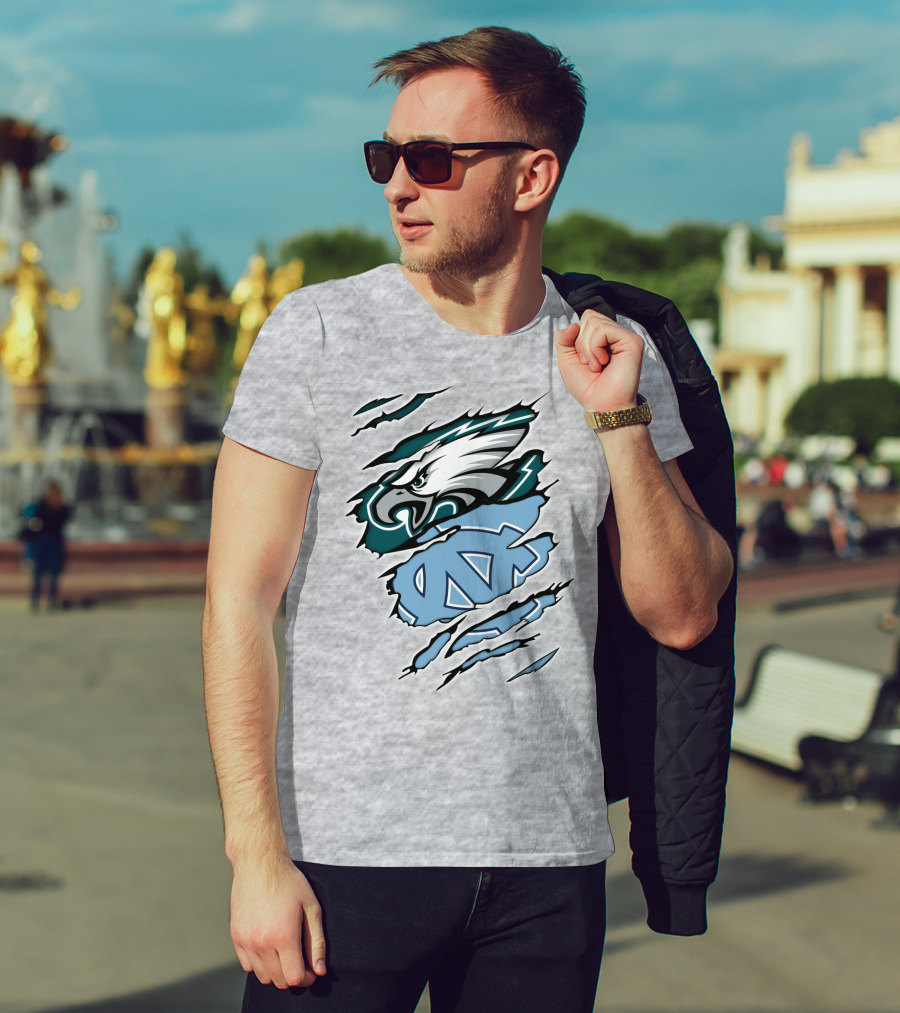 Philadelphia Eagles North Carolina Tar Heels Logo Fusion T-Shirt