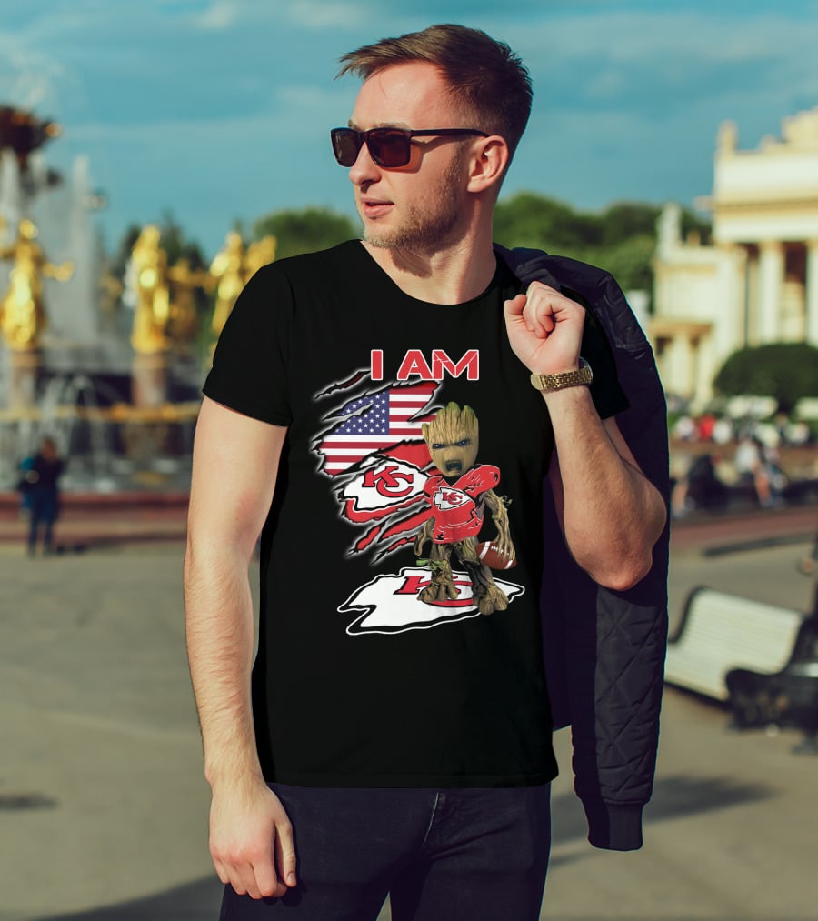 I Am Kc Chiefs Groot American Football Fan Usa Flag T-Shirt