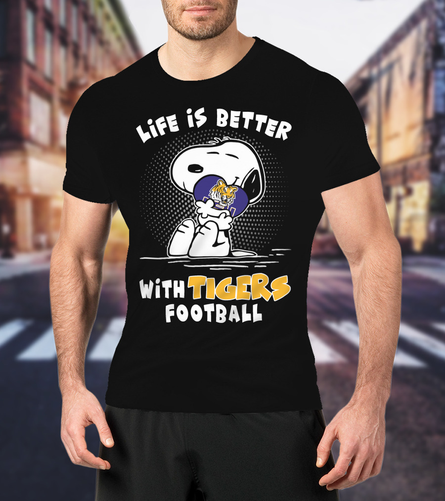 Life Is Better With Tigers Football Snoopy Lsu Tigers Helmet T-Shirt