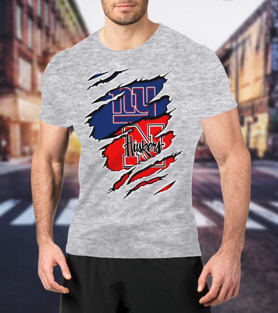 NY Giants Huskers Torn Layers T-Shirt