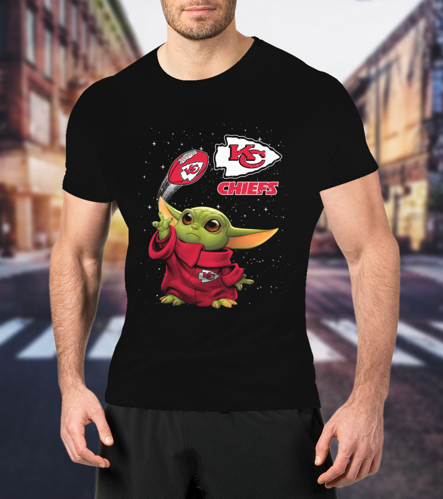 Baby Yoda KC Chiefs Football Magic T-Shirt
