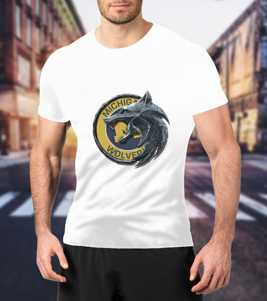Michigan Wolverines Wolf Emblem Cht1Twnc2015 T-Shirt