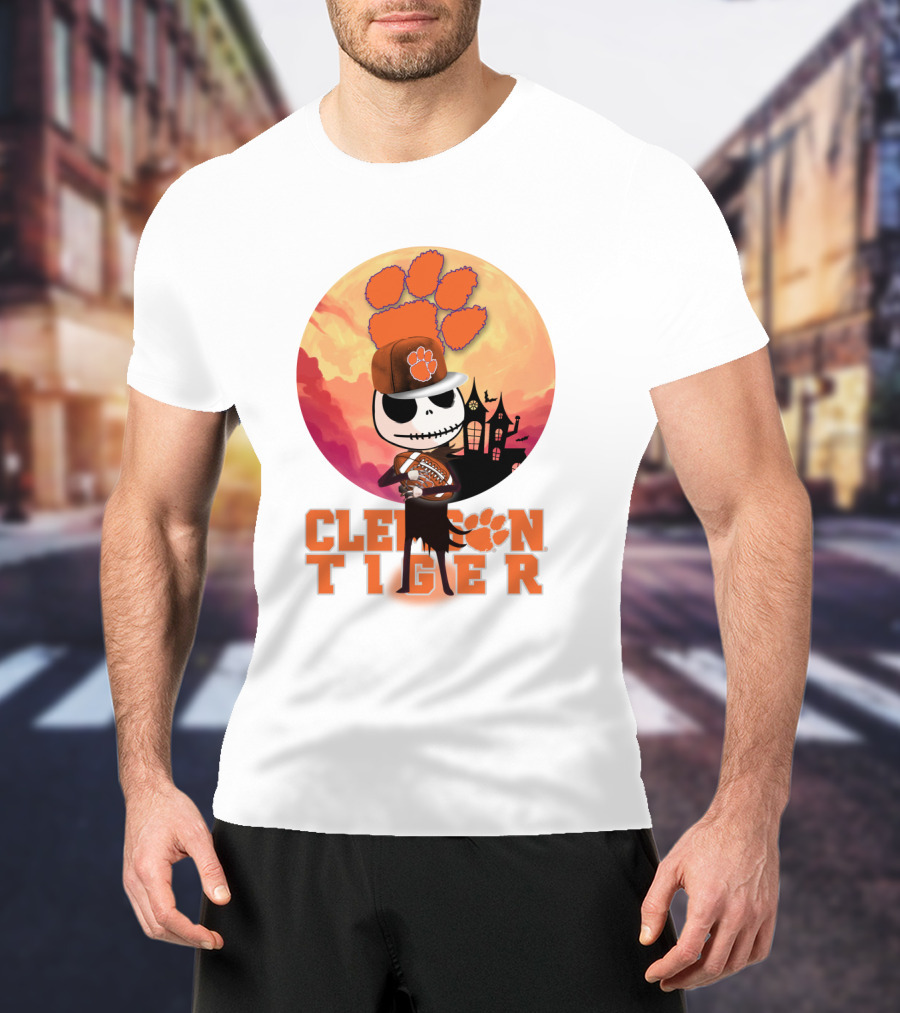 Clemson Tiger Skeleton Football Halloween Scene T-Shirt