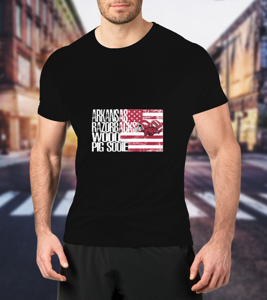 Arkansas Razorbacks Woo Pig Sooie Usa Flag Football Helmets Red White Stripes T-Shirt