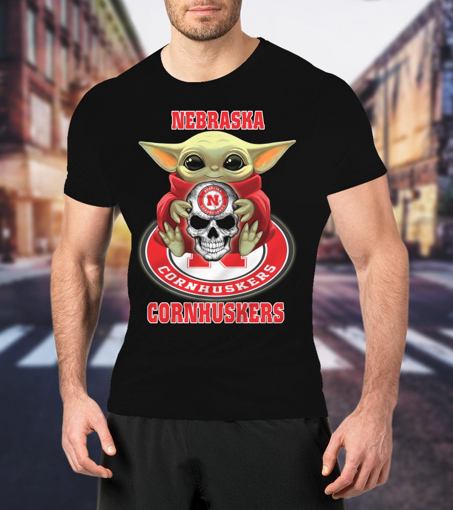 Nebraska Cornhuskers Baby Alien Holding Skull Logo Yd1404 T-Shirt