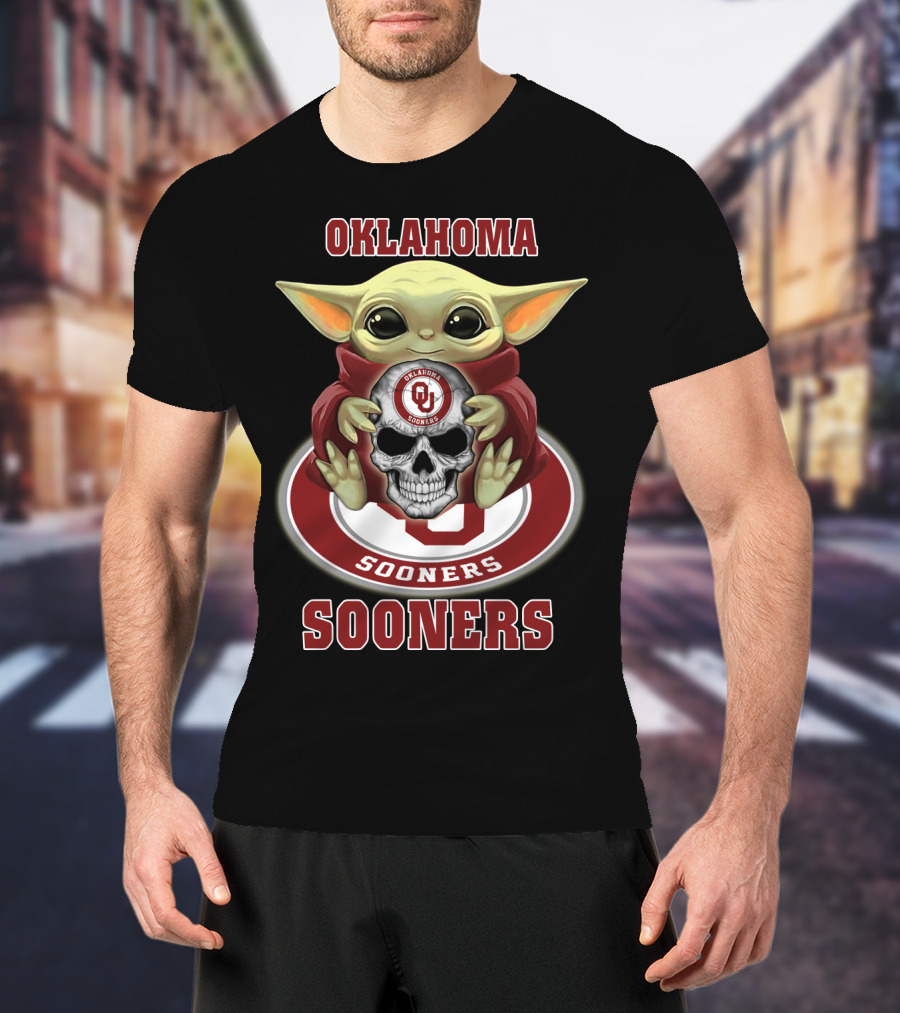 Oklahoma Sooners Baby Yoda Holding Skull T-Shirt