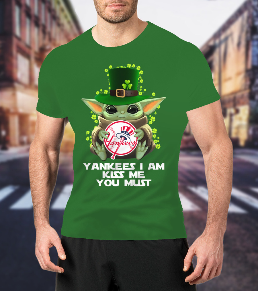 Yankees I Am Kiss Me You Must Mlb 44 Nyy T-Shirt