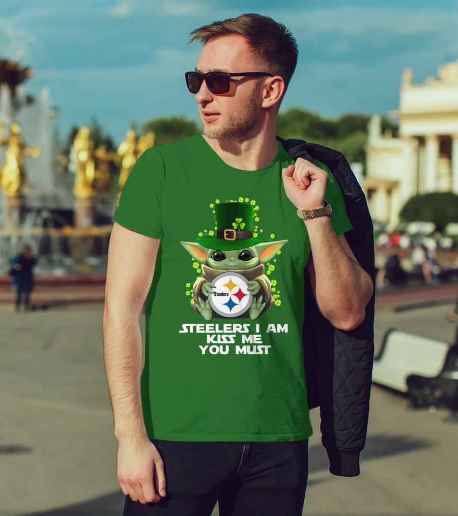 Steelers I Am Kiss Me You Must Baby Yoda St. Patrick's Day T-Shirt