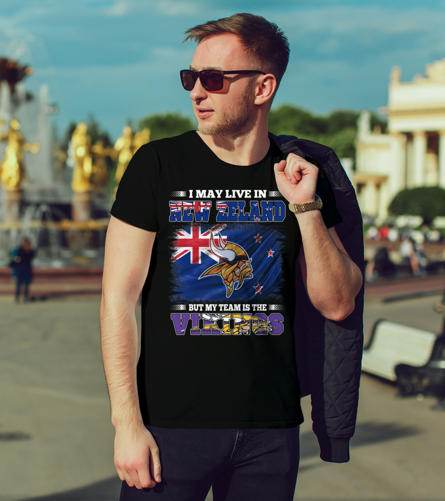 I May Live In New Zeland But My Team Is The Vikings Flag With New Zealand Flag And Viking Helmet T-Shirt
