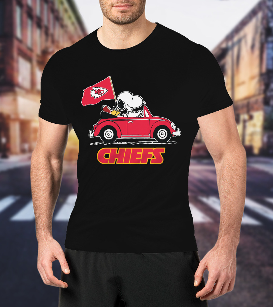Snoopy Kansas City Chiefs Football Fan Car Ride T-Shirt