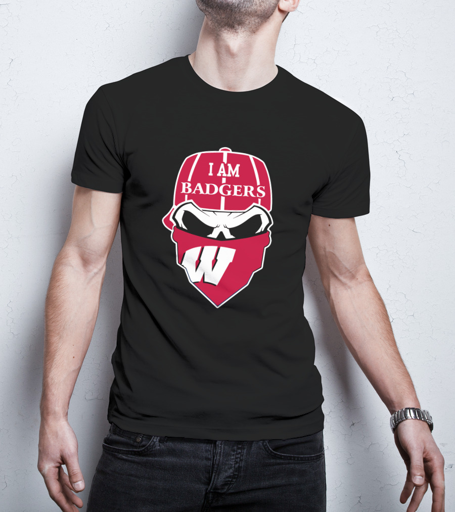 I Am Badgers Wisconsin Skull W T-Shirt