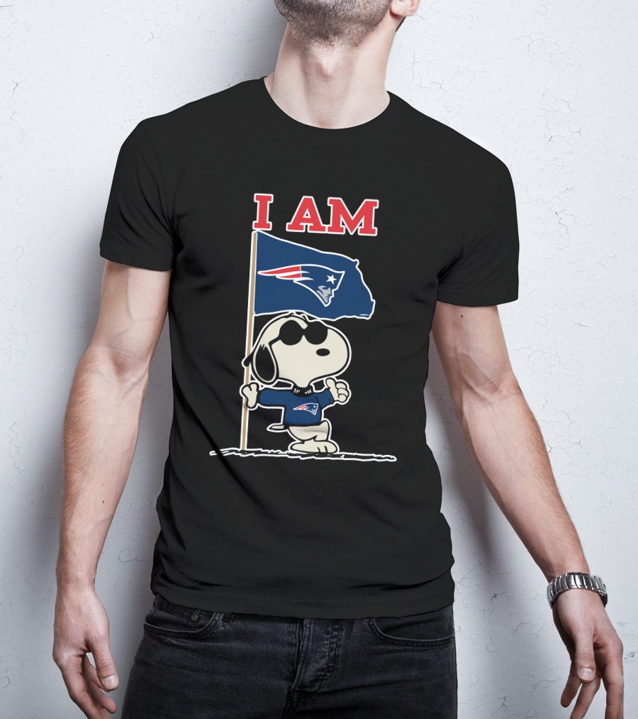 I Am New England Patriots Snoopy Flag T-Shirt