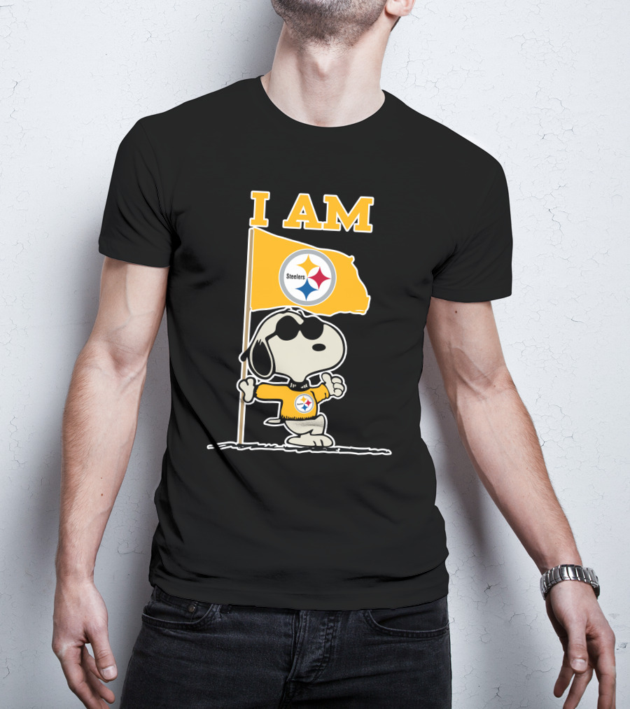 I Am Pittsburgh Steelers Snoopy Flag T-Shirt
