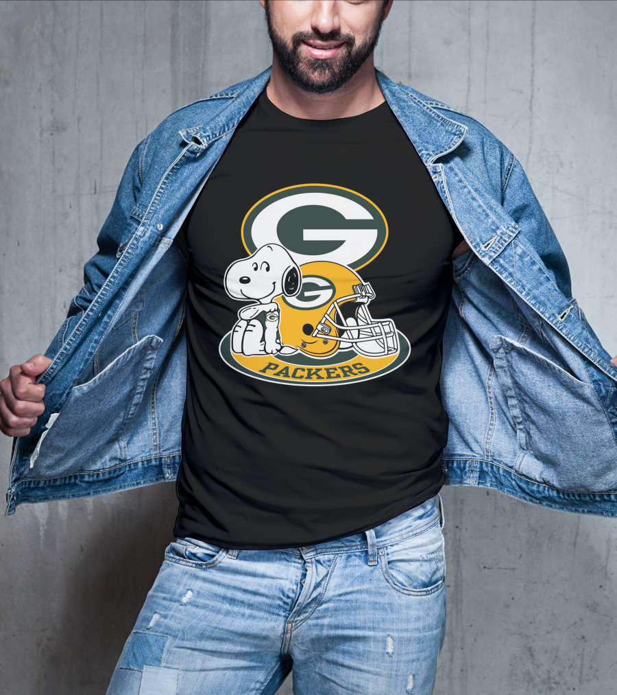 Green Bay Packers Snoopy Helmet T-Shirt