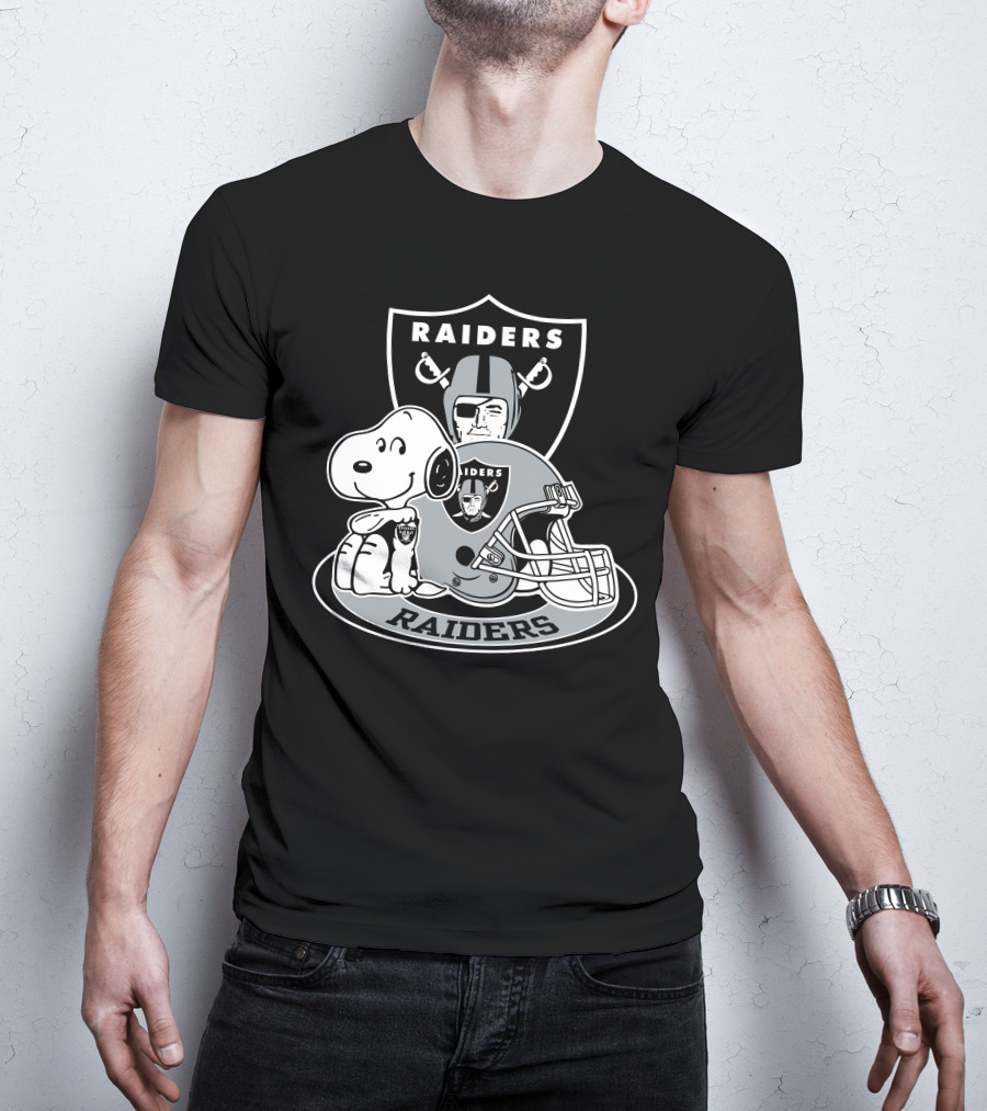 Las Vegas Raiders Snoopy Helmet And Shield T-Shirt
