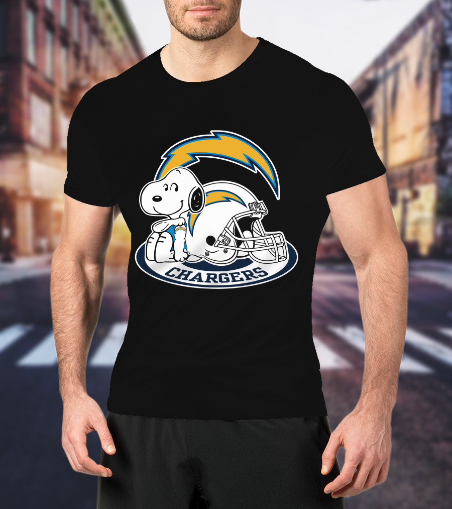 Los Angeles Chargers Snoopy Helmet Clipart 2 T-Shirt