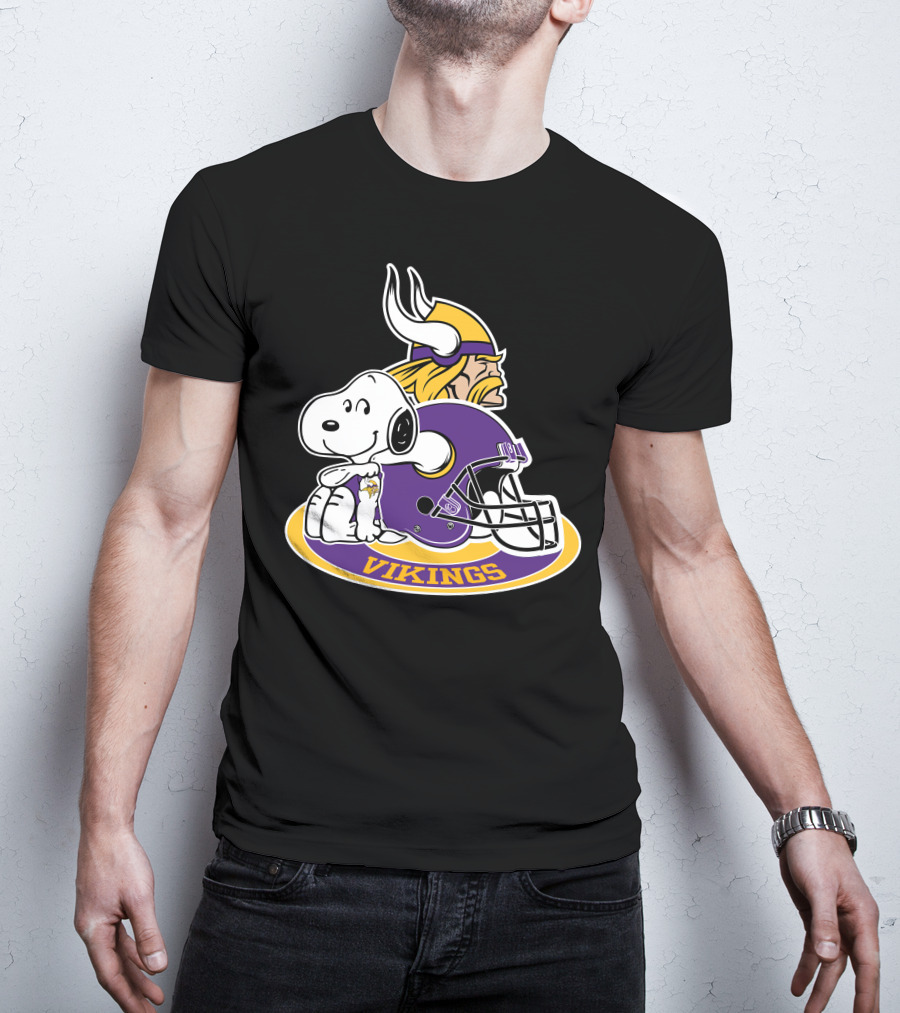 Minnesota Vikings Snoopy Helmet Vikings T-Shirt