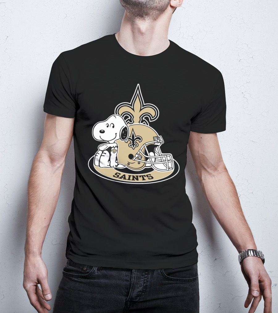 Snoopy New Orleans Saints Football Helmet Fleur-De-Lis T-Shirt