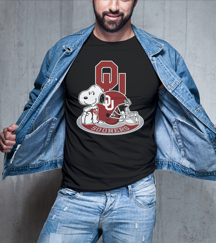 Oklahoma Sooners Snoopy Ou Helmet T-Shirt