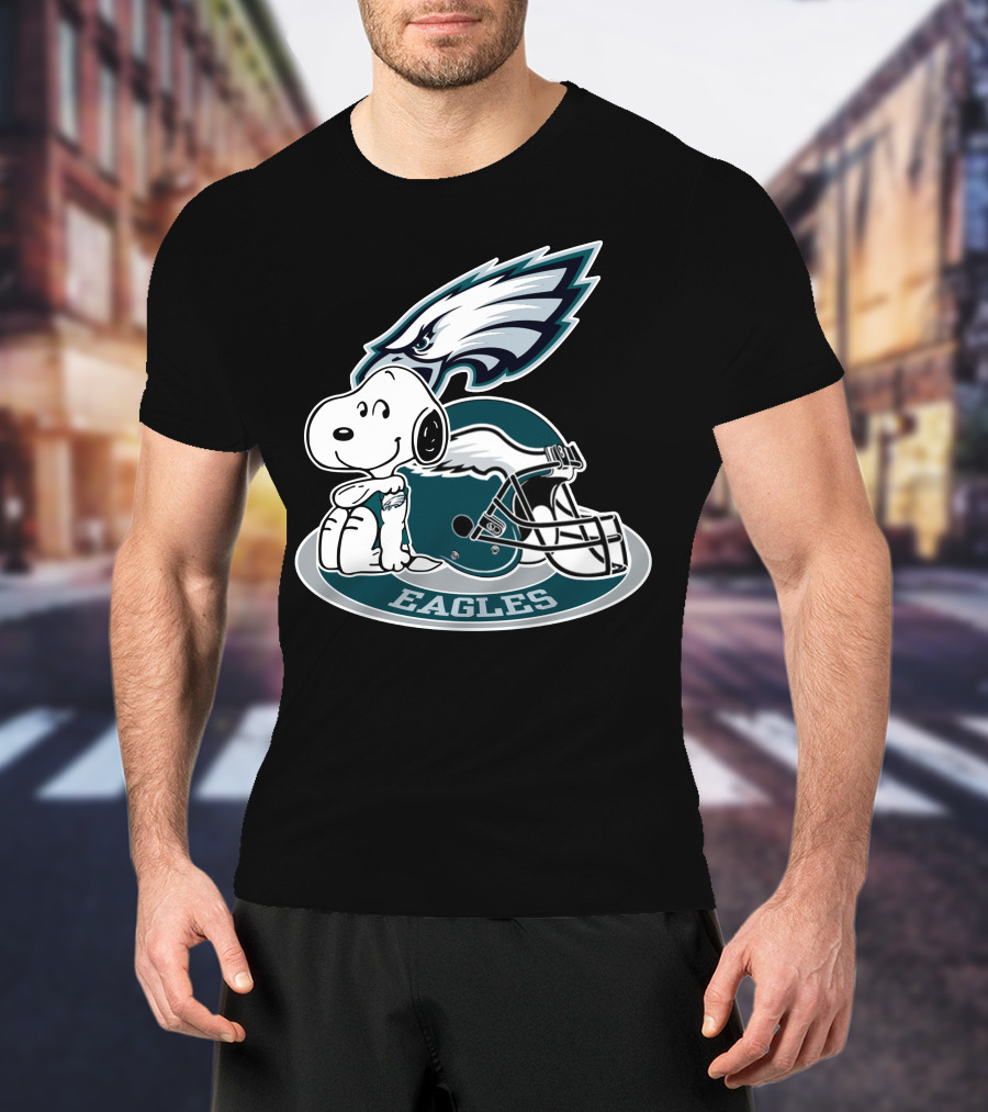 Philadelphia Eagles Snoopy Helmet T-Shirt