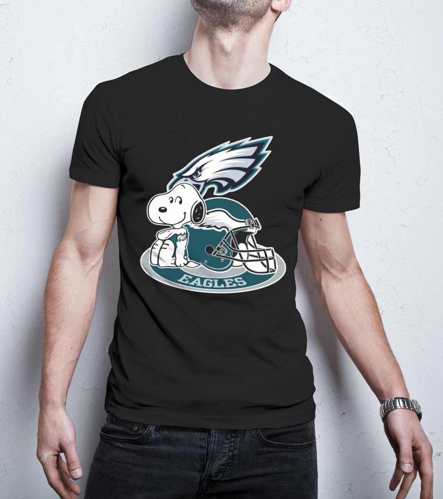 Philadelphia Eagles Snoopy Helmet T-Shirt