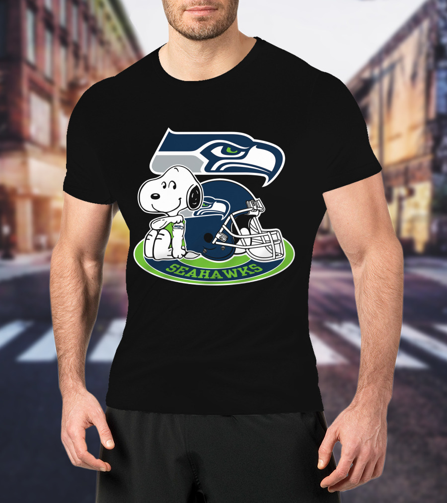Snoopy Seattle Seahawks Helmet T-Shirt