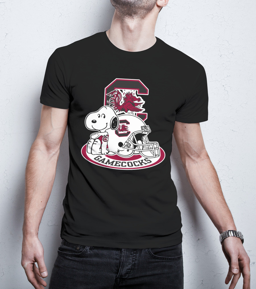 South Carolina Gamecocks Snoopy Football Helmet T-Shirt