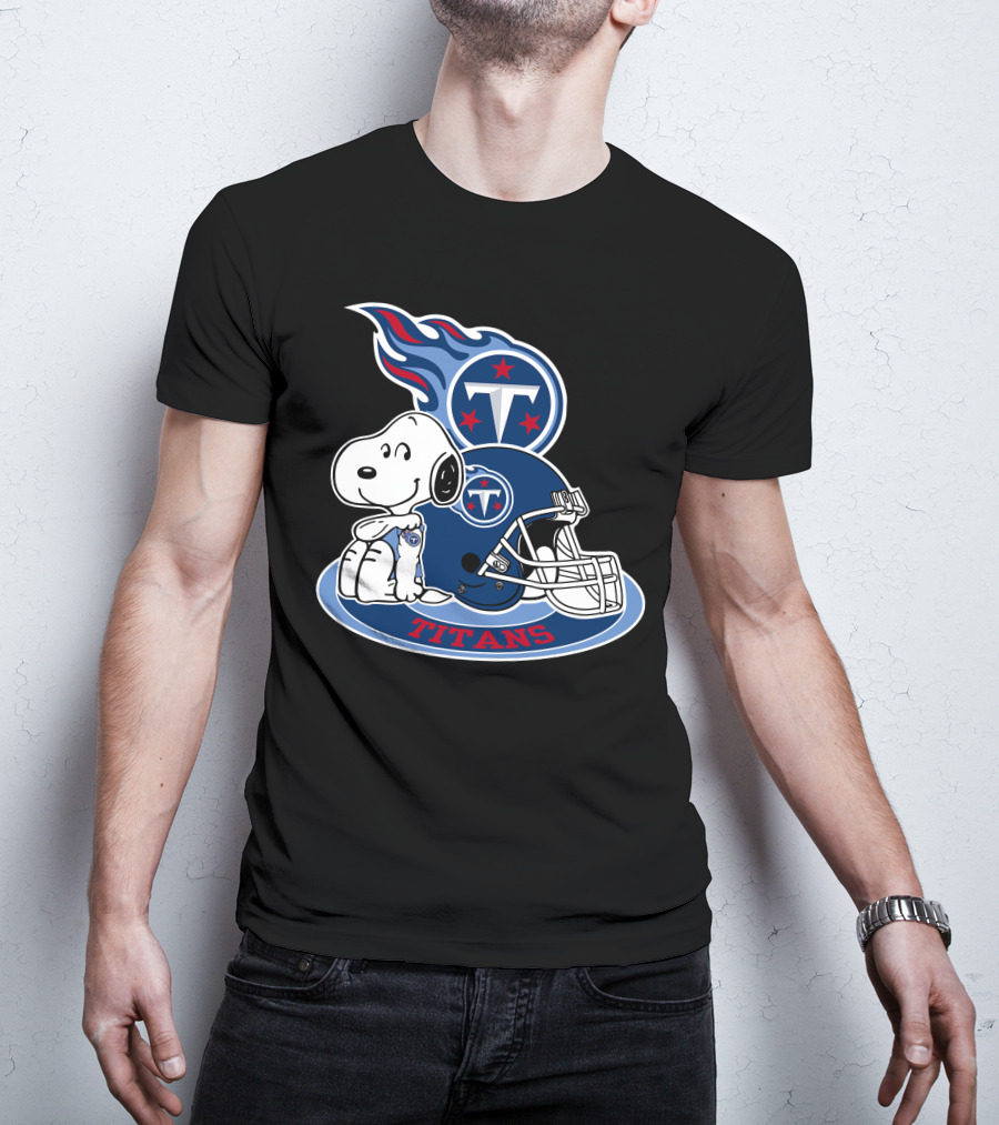 Tennessee Titans Snoopy Football Mascot T-Shirt