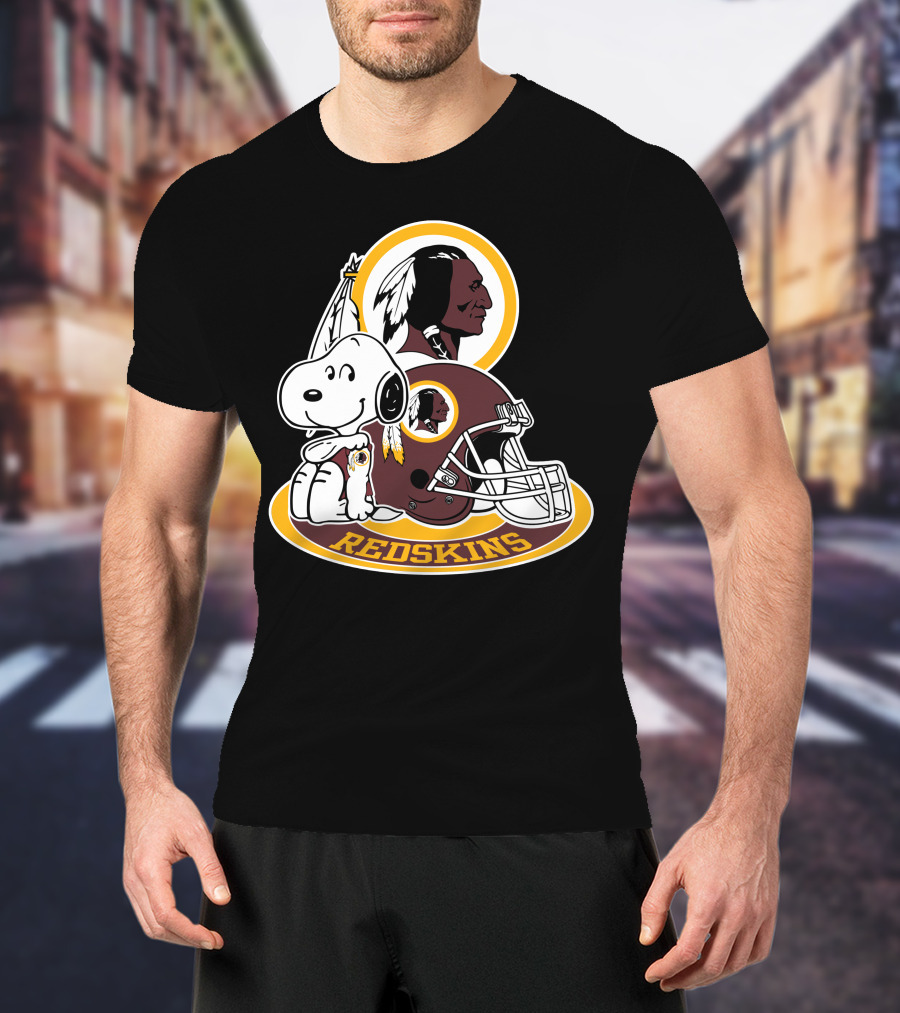 Washington Redskins Snoopy Football Helmet T-Shirt