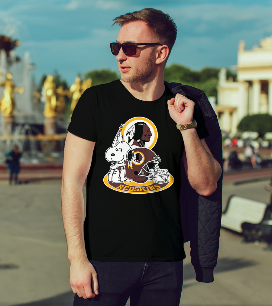 Washington Redskins Snoopy Football Helmet T-Shirt