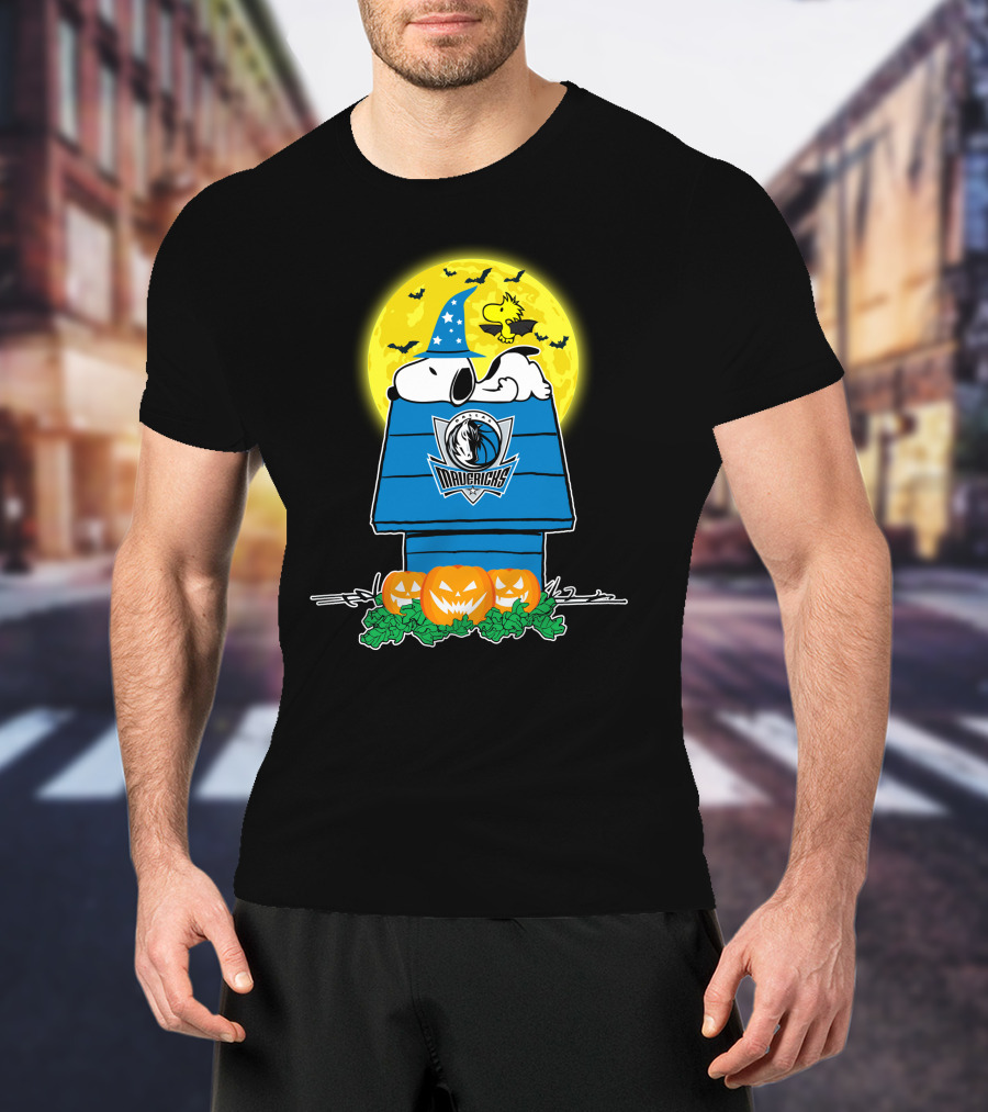 Dallas Mavericks Snoopy Halloween Doghouse Moon Pumpkins T-Shirt