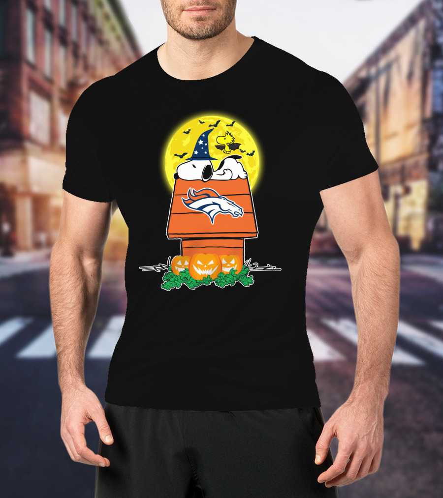 Denver Broncos Halloween Snoopy Woodstock Pumpkins Moon T-Shirt