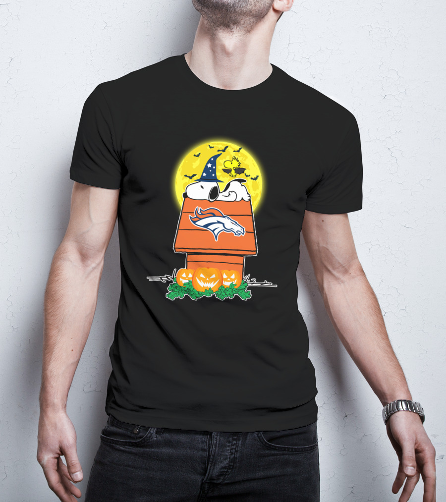 Denver Broncos Halloween Snoopy Woodstock Pumpkins Moon T-Shirt