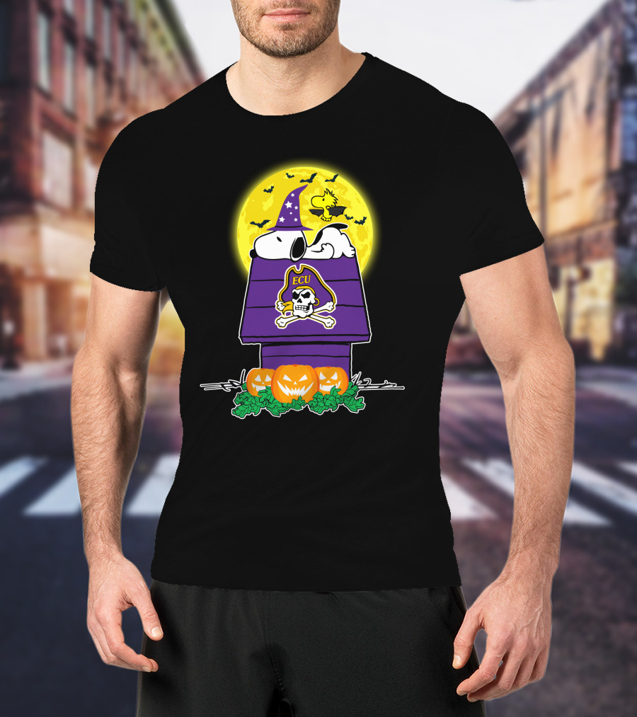 East Carolina Pirates Snoopy Halloween Ecu Moon Pumpkins T-Shirt