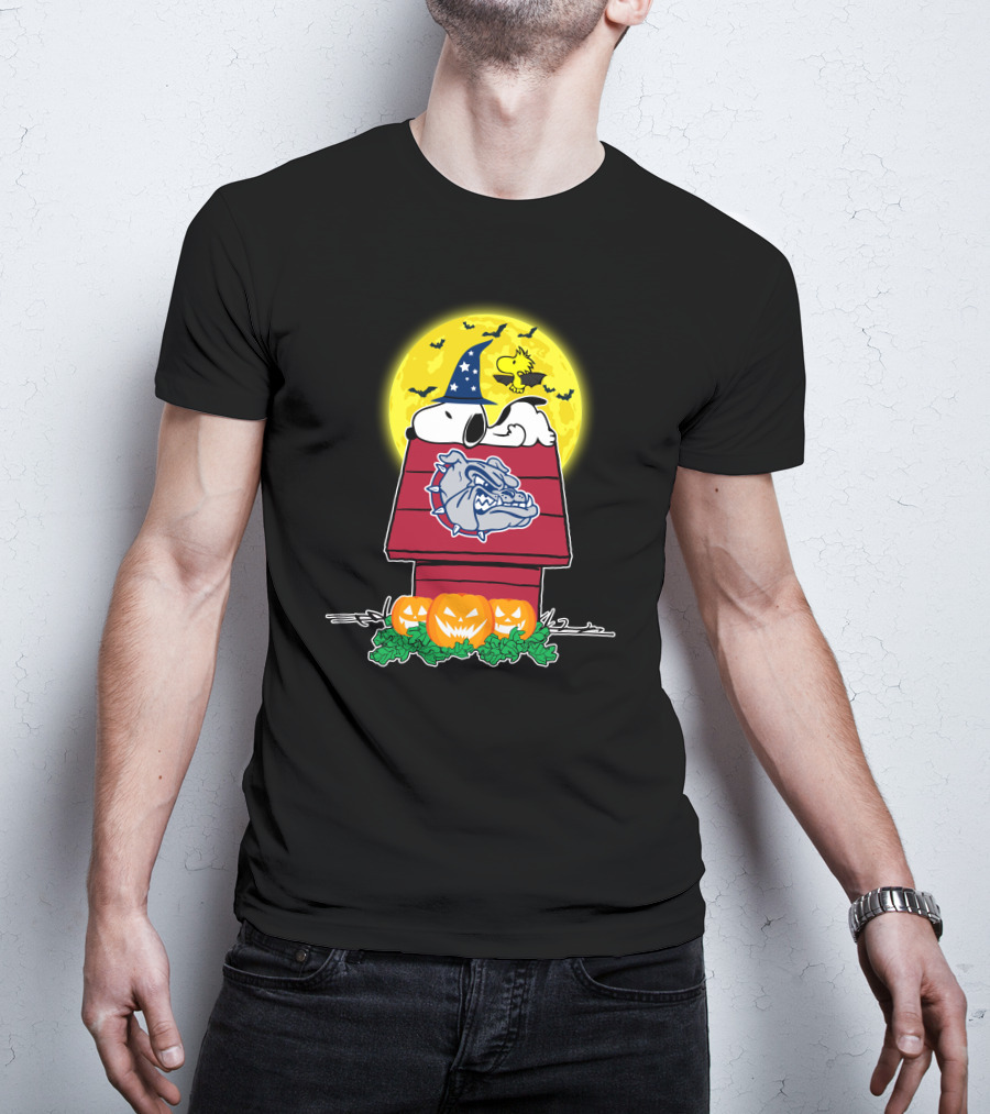 Gonzaga Bulldogs Snoopy Woodstock Halloween Pumpkins Moon T-Shirt