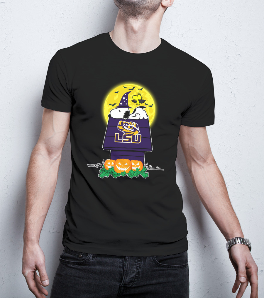 Lsu Tigers Snoopy Halloween Night With Pumpkins And Flying Bats T-Shirt