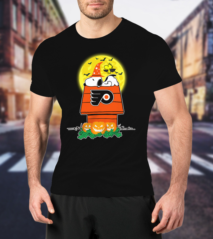 Philadelphia Flyers Snoopy Halloween Moon Pumpkin House T-Shirt